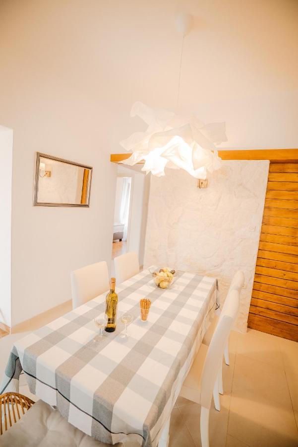 Villa Cosy Family Friendly House Zara Esterno foto