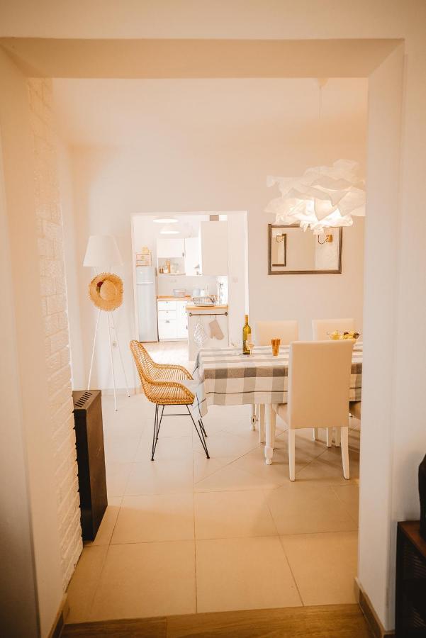 Villa Cosy Family Friendly House Zara Esterno foto