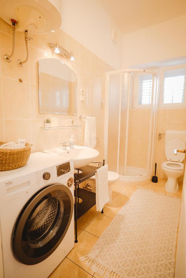 Villa Cosy Family Friendly House Zara Esterno foto
