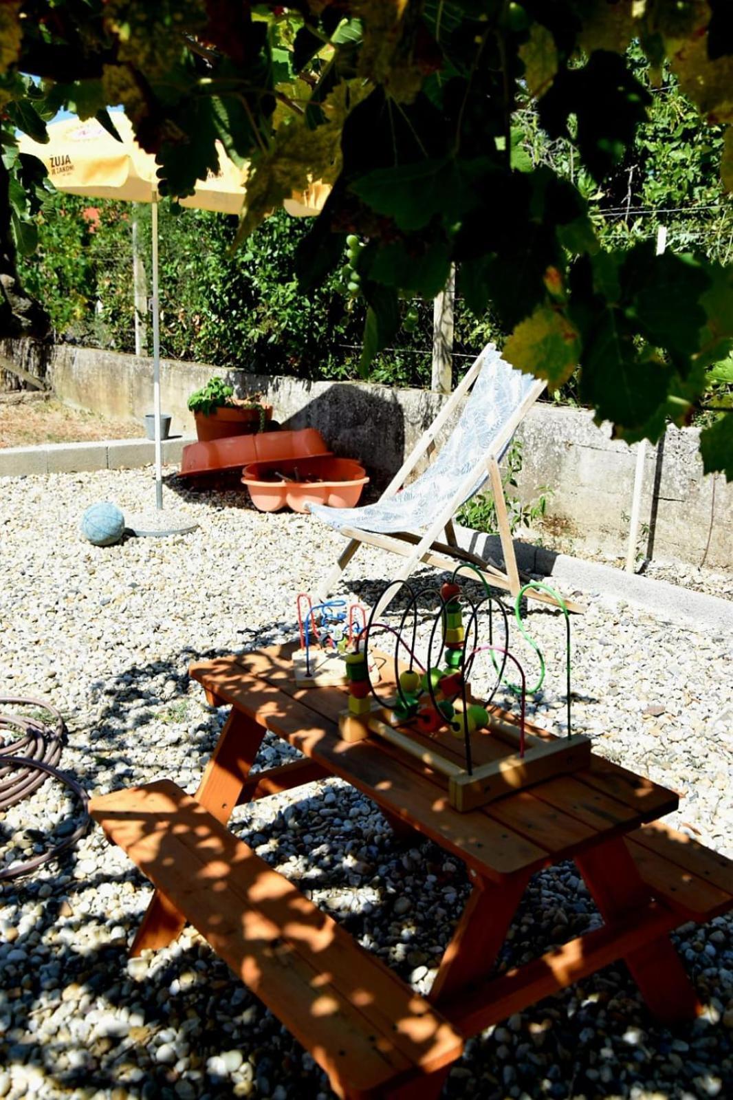 Villa Cosy Family Friendly House Zara Esterno foto
